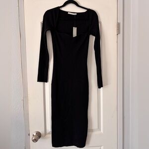 NWT ONE GREY DAY Elegant Black Long Sleeve Sweater Dress. Size small